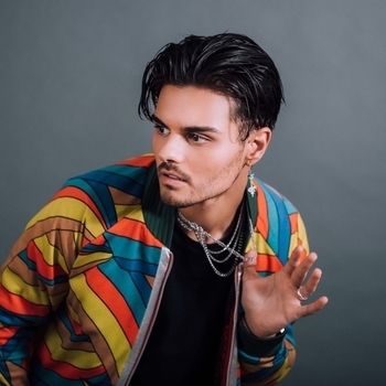 Yenddi and Abraham Mateo and De La Ghetto and Jon Z - Bom Bom (Bom Bom 2018)