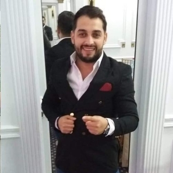 Tavi Pustiu - Discoteca este plina