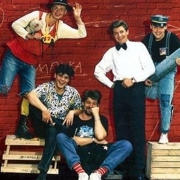 Артист Группа "Мамочка"