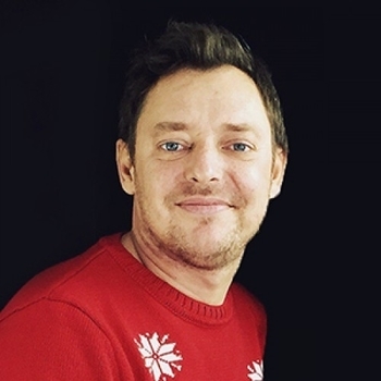 Артист Рома Иванько