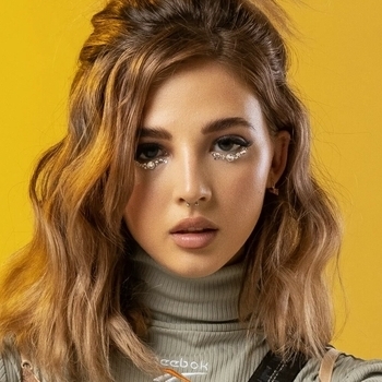 Аня Pokrov - Восьмиклассница