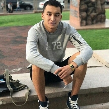 Фарик Назарбаев - Парковка