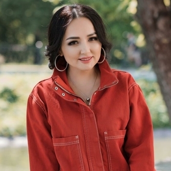 Жазира Байырбекова - Тұсаукесер