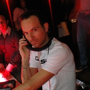 Stefano Mattara vs. Alex Avenue feat. Bonny - Tango (Extended)