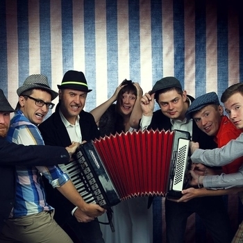 Рви Меха - Оркестр! - Давай пройдемся по городу!