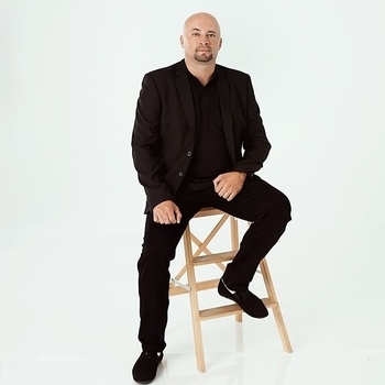 Андрей Корнилов - Тонэн гинэ луо шудо (Удмуртские песни 2021)