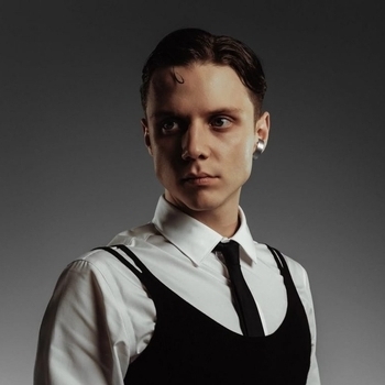 Артист Ваня Дмитриенко 