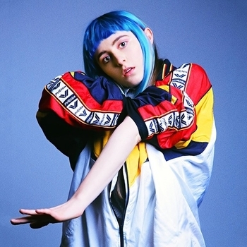 Ashnikko feat Grimes - Cry