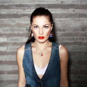 Ангелина Сергеева - Просто я такая женщина