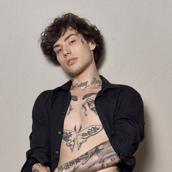 Артист Xolidayboy 