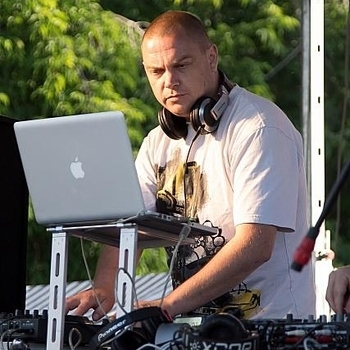 Анна Калашникова - Не ври мне в Риме (KalashnikoFF Club Mix)