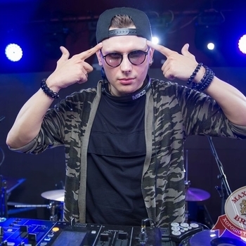 Dj Mikis feat Саша Ветер - Ты – мои сны (Radio Edit) (Dj Mikis Remix) (Ты мои сны 2013)