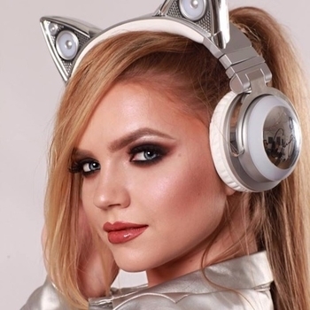 DJ Layla feat. Sianna - I'm Your Angel (Extended Version)