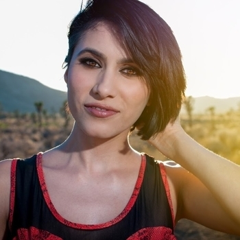 Cristina Vee - Bad Apple