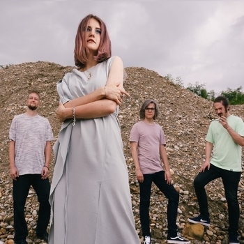 Princesse Angine, Хмыров - Поводы выжить