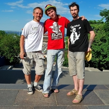 Тёплая Трасса - Безумный мир