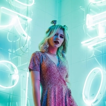 Ваша Маруся - Девочка в зеркале