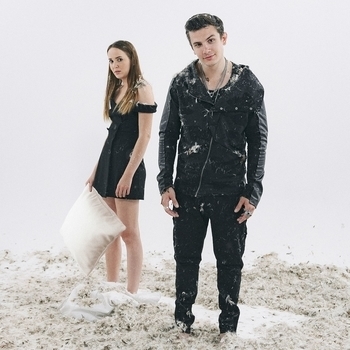 Nю feat Асия - Твой поцелуй