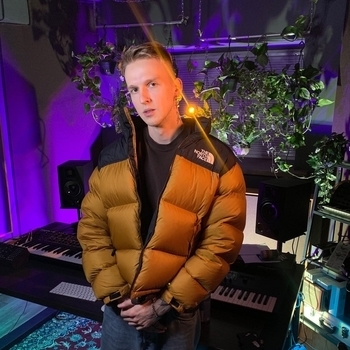 Мичелз - Тоже