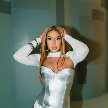 Princess Nokia - I Like Him (Everything Sucks 2020)