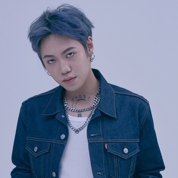 Owen feat Mkit Rain, Bloo, Nafla, Loopy, Young West - Snow (Single 2018)