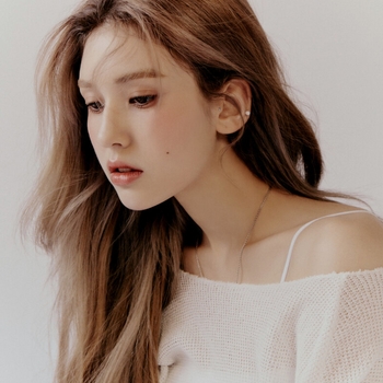 Jeon Somi - Dumb Dumb