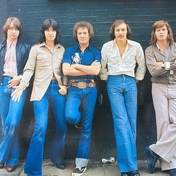 The Hollies - He ain't heavy, he's my brother