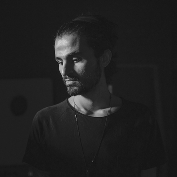 Armen Miran and Hraach - Karahunj