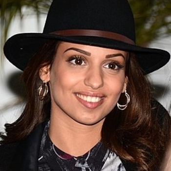 Tal feat Sean Paul - Waya waya (Le droit de rever 2012)