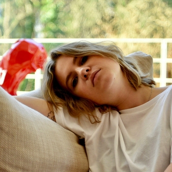 Emma Peters - Can't Get You out of My Head