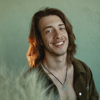 R. A. Svet - Скучаю (2024)