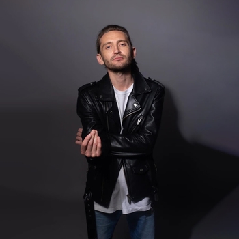 Главная роль - Бәхет юлы Шантарам