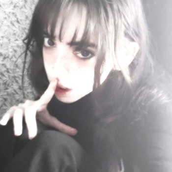 Loliwz feat Denya8 - Боль в груди (Single 2022)