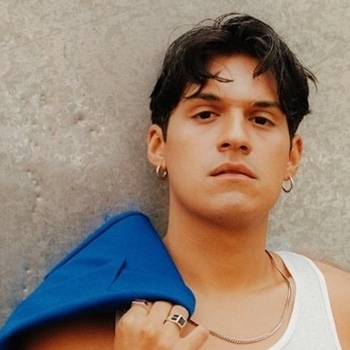 Omar Apollo feat Still Woozy, Elujay - Ipanema (Single 2019)