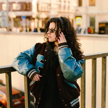 Вереница - Повод