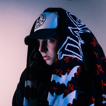 Artem Shilovets feat Nkeeei, Uniqe - Толпы кричат (Single 2021)