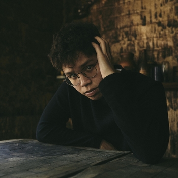 Clinton Kane - I Guess I'm In Love