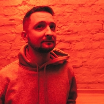 Babak feat 130 по встречной на старенькой Vespa - В Крым на машине (Remix) (Single 2013)