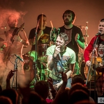 Dzieciuki and Naka, Разбiтае сэрца пацана, Петля Пристрастия, Rostany - Вам