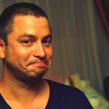 Seven24 and Vstguru - Feels Like Heaven (Lounge Bar, Vol.1 (Compiled by Seven24) 2012)