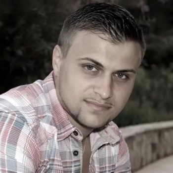 DFM 2011 - Танцуй ...слёзы из фальшивых глаз..знаю,что не для меня этот блеск зелёных глаз