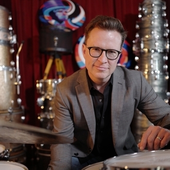 Stanton Moore - Poison Pushy (OST из "Доктор Хаус / House, M.D.") (Сезон 6)