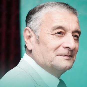 Абдурауф Олимов (Abdurauf Olimov) - Сени ко'рса (Seni ko'rsa) (Бу турфа гуллар (Bu turfa gullar) 2011)