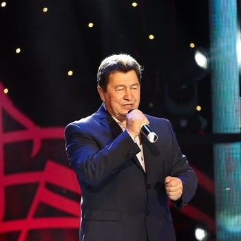 Артист Виталий Агапов