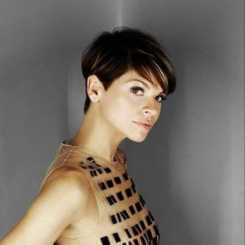 Alessandra Amoroso - Ama Chi Ti Vuole Bene