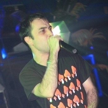 Mr. Fm and Alone, Крайний - Хотел бы студию как у Еminеm'а (Southbattle II round) (Single 2011)