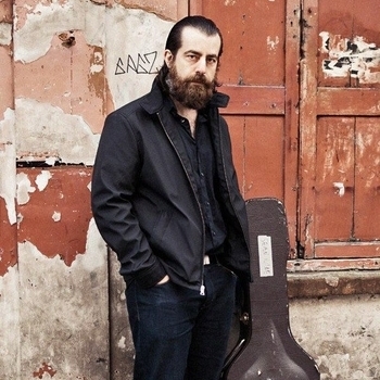 Артист Sean Rowe