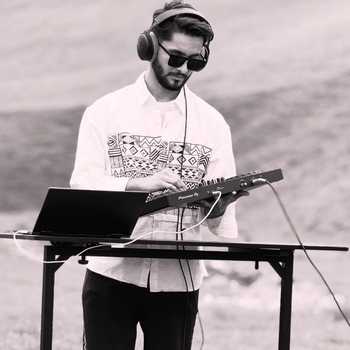 Enza feat Umar Keyn - Middle of the Night