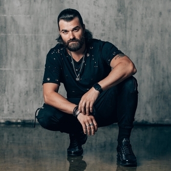 Артем Орлов и Аня Лепская - Два окошка (Ночь с тобой 2003)