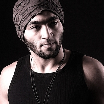 Артист Omer Balik